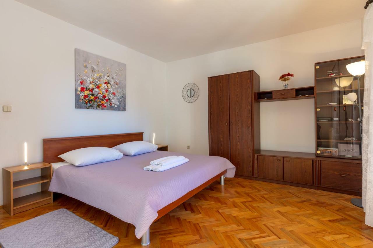 Vacation Home Duilo Donji Zemunik Zewnętrze zdjęcie